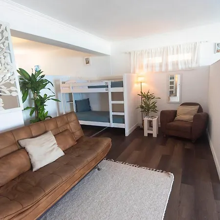 Laneez Ericeira Surf House-2